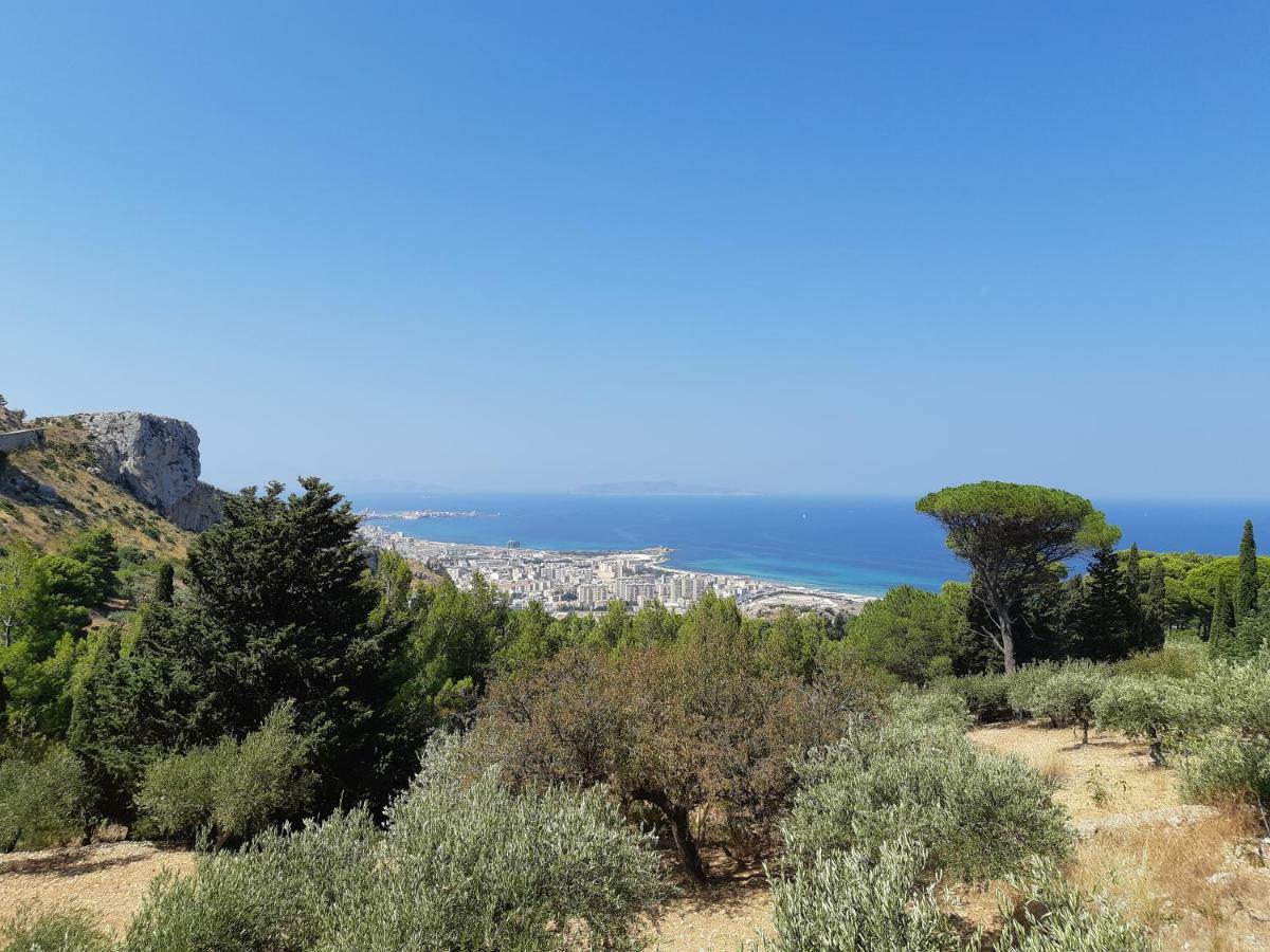 Willa Casa "Le Terrazze" Erice Zewnętrze zdjęcie